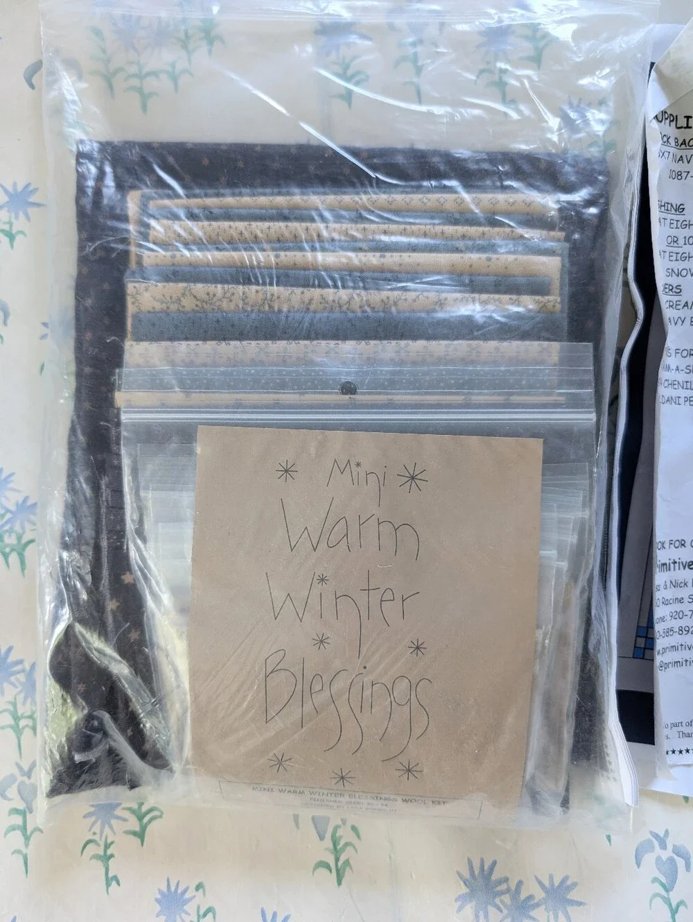 Primitive Gatherings Mini Warm Winter Blessings Quilt Kit NEW Holiday Winter DIY